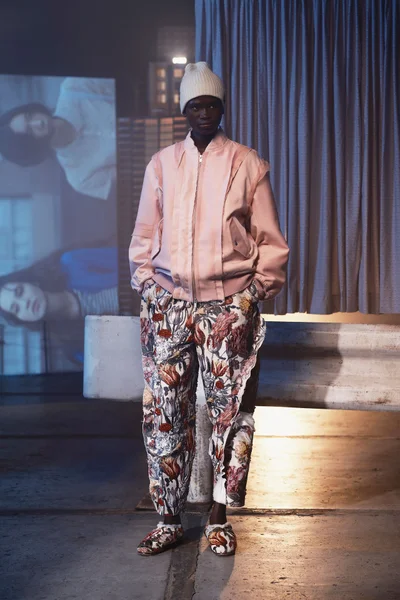 Look 9